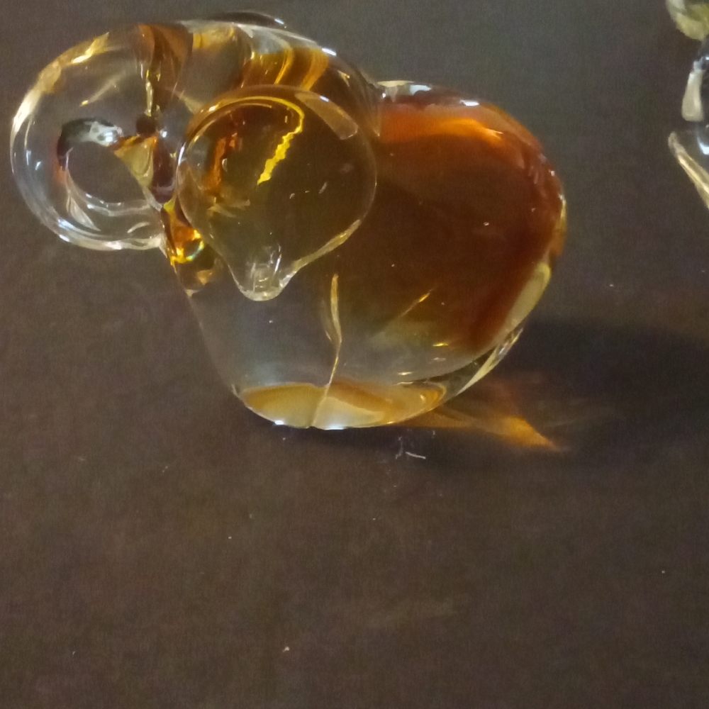 Vintage blown glass elephant